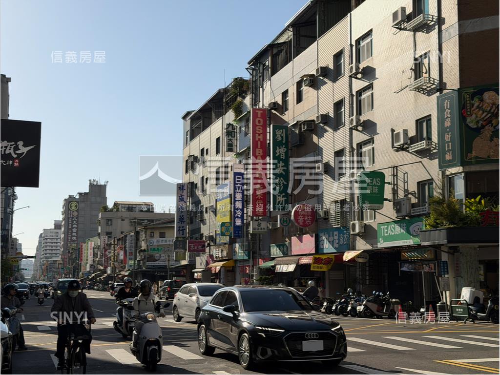 正美村路近向上路金透店房屋室內格局與周邊環境