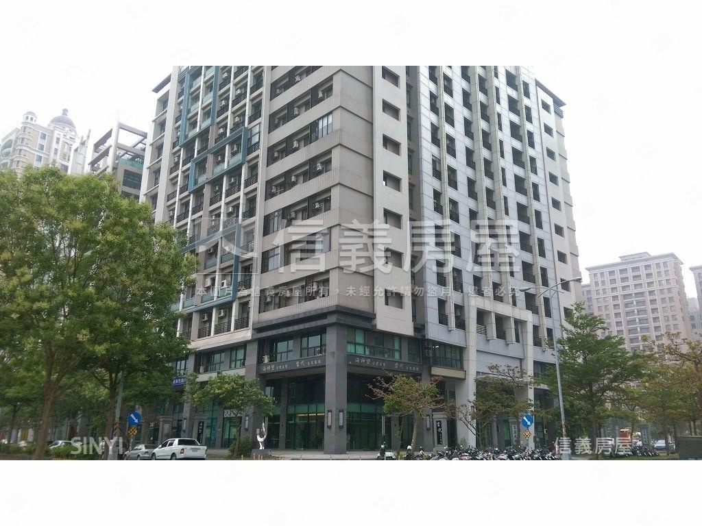 高鐵富翼大辦公室＋８平車房屋室內格局與周邊環境