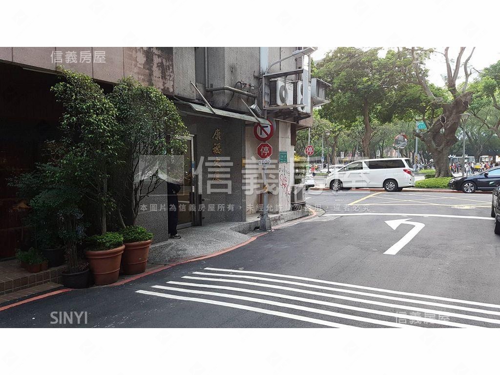 正安和路一段第一排金店面房屋室內格局與周邊環境