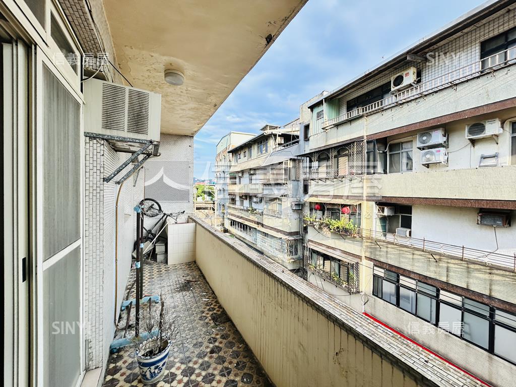 新生街公寓誠意出售房屋室內格局與周邊環境