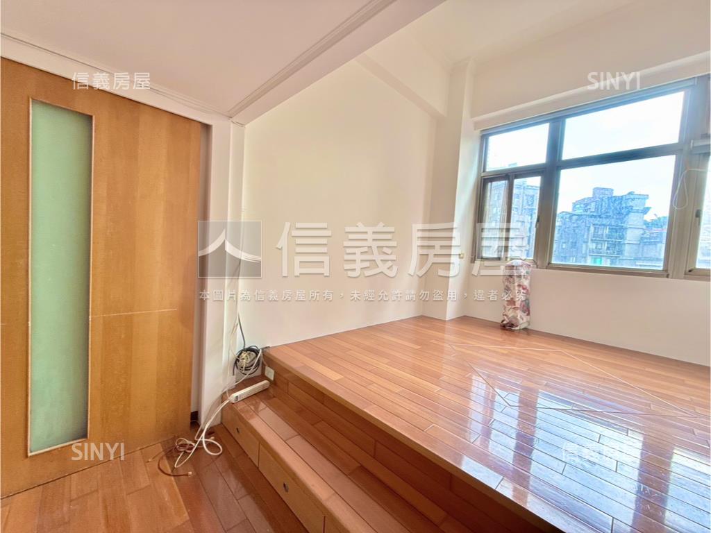 萊茵尊品房屋室內格局與周邊環境