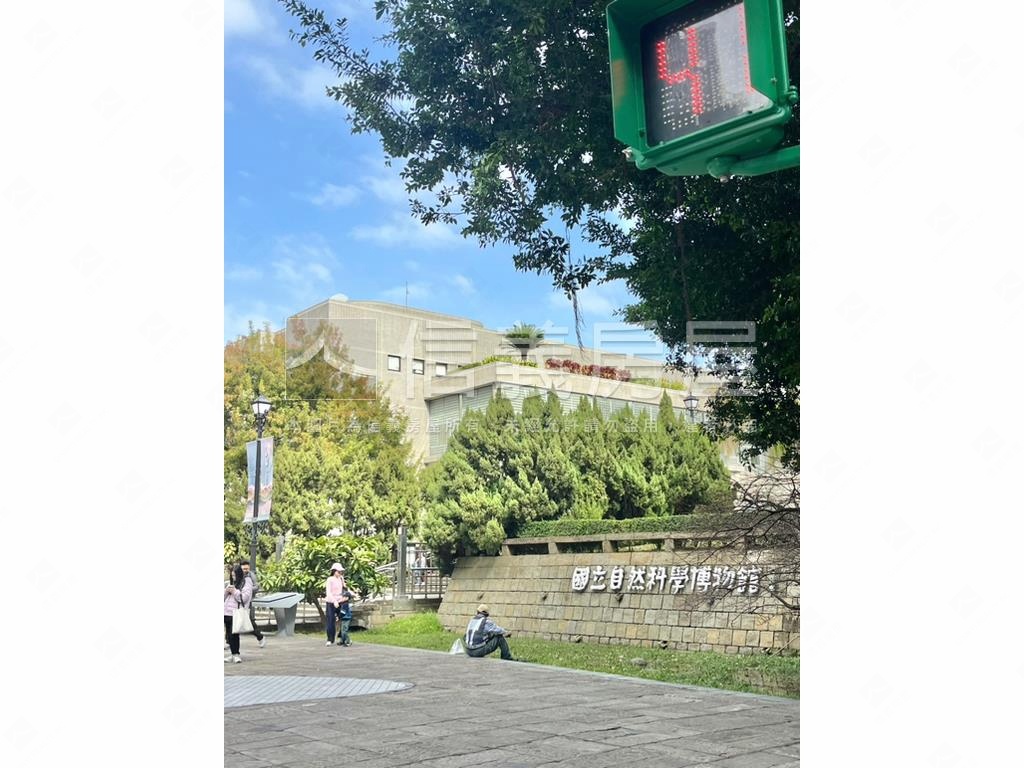 近科博２樓３房公寓房屋室內格局與周邊環境