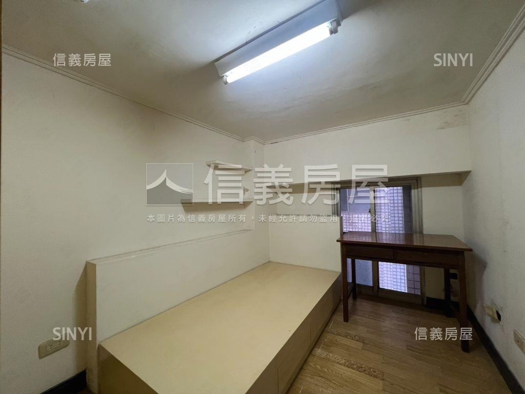 內壢低總價前陽台進出美屋房屋室內格局與周邊環境
