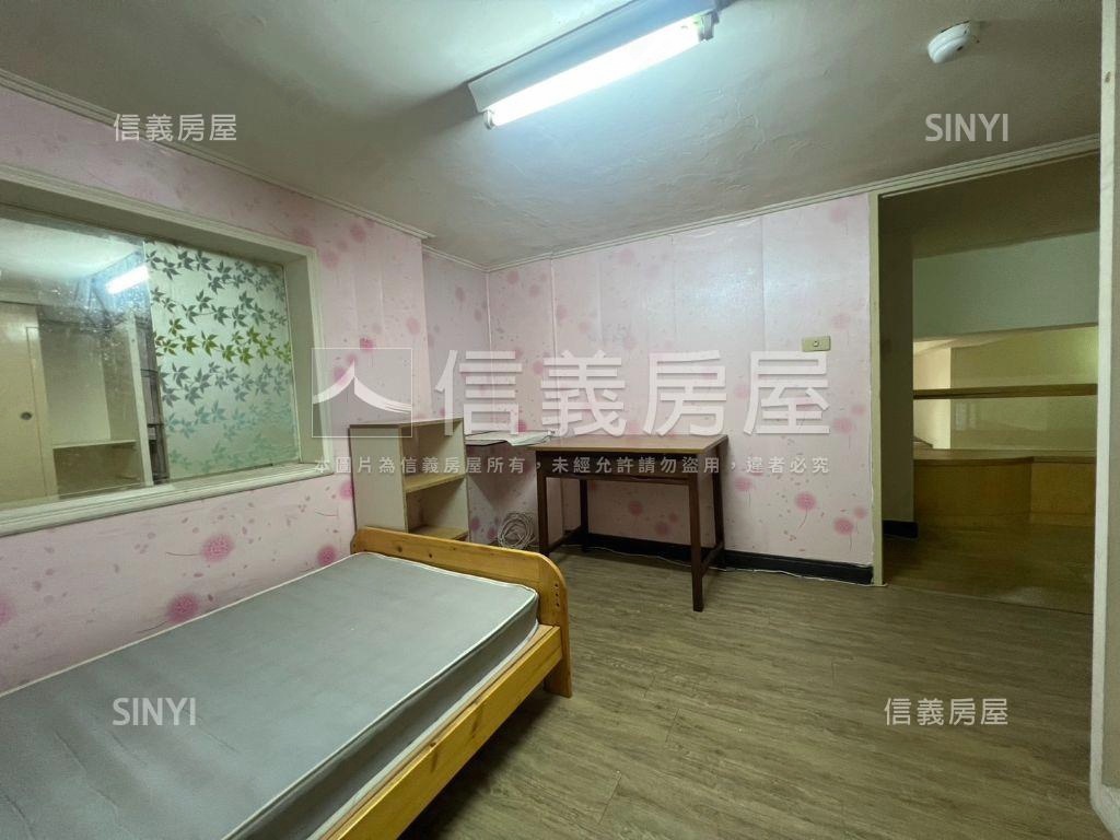 內壢低總價前陽台進出美屋房屋室內格局與周邊環境
