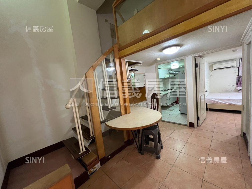 內壢低總價前陽台進出美屋房屋室內格局與周邊環境