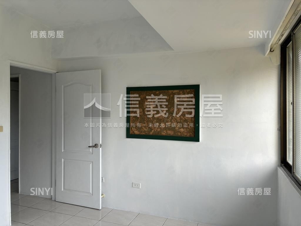 柳陽河畔２房有車位房屋室內格局與周邊環境