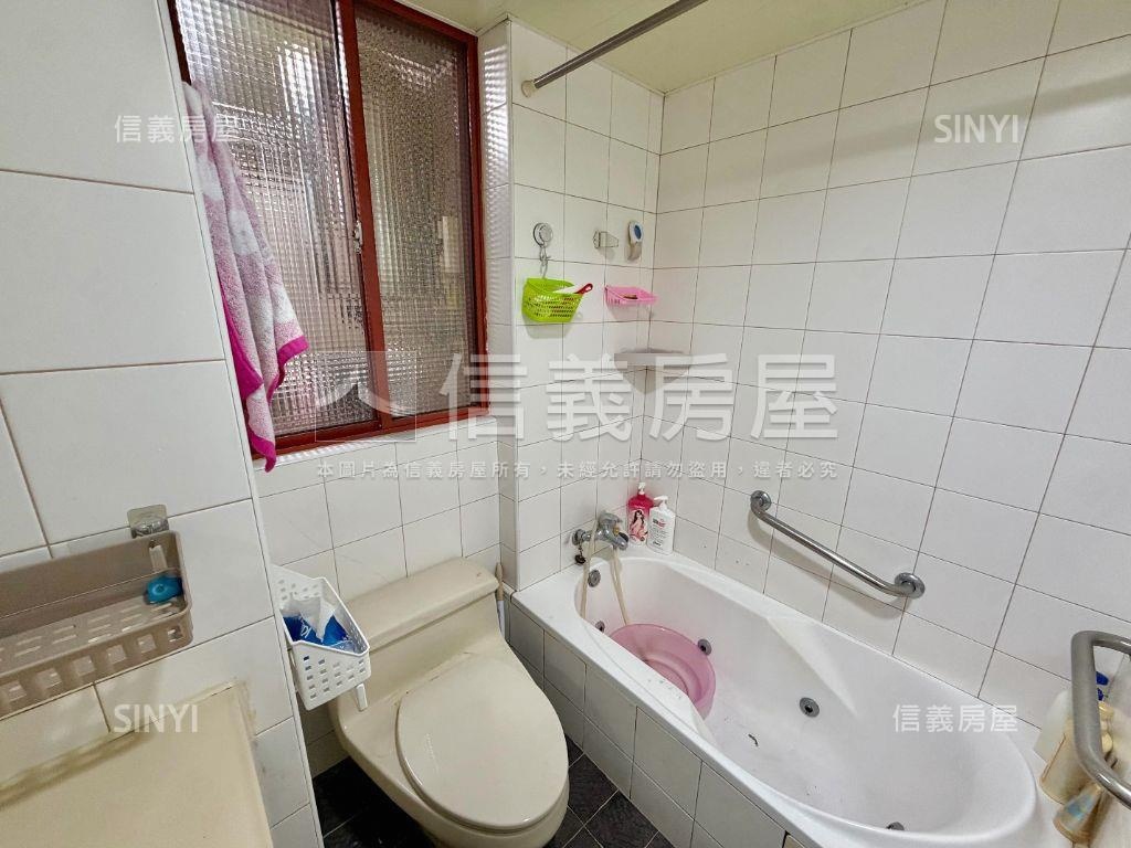 力霸凱悅首購一房雅居房屋室內格局與周邊環境