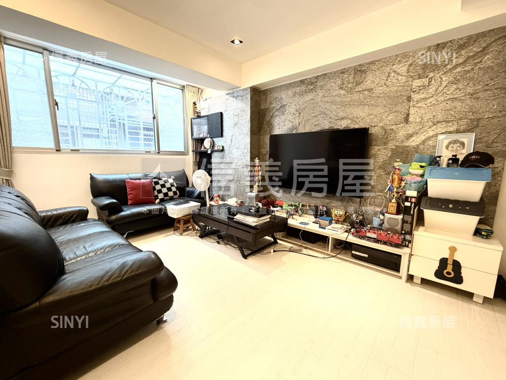 一見傾心美妝三房車位房屋室內格局與周邊環境