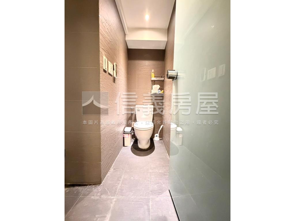 一見傾心美妝三房車位房屋室內格局與周邊環境