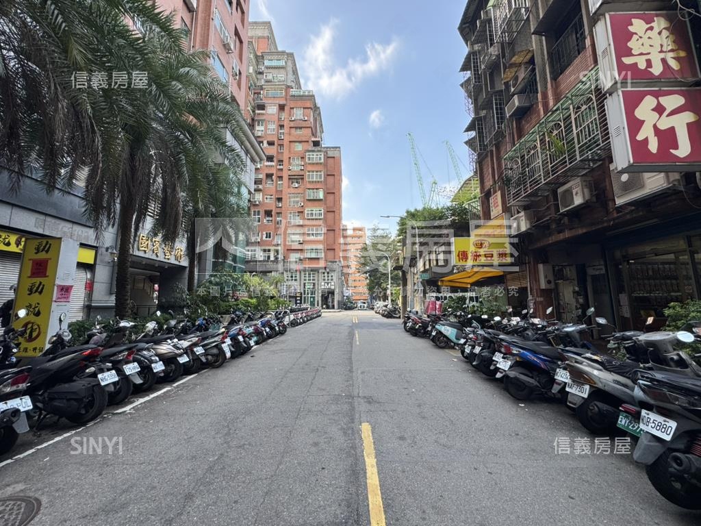 國賓收租超商店面房屋室內格局與周邊環境