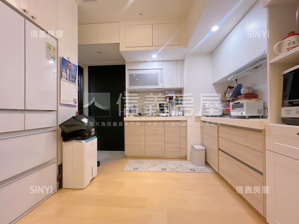 橋峰好美高樓漂亮兩房房屋室內格局與周邊環境