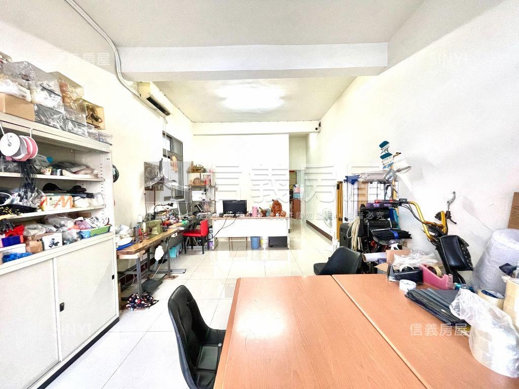 大面寬大地坪店住起家厝房屋室內格局與周邊環境