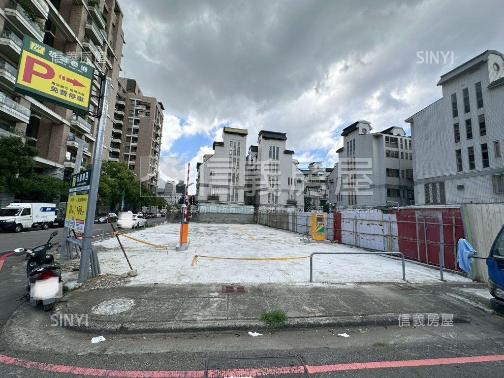 七期百坪方正角地房屋室內格局與周邊環境