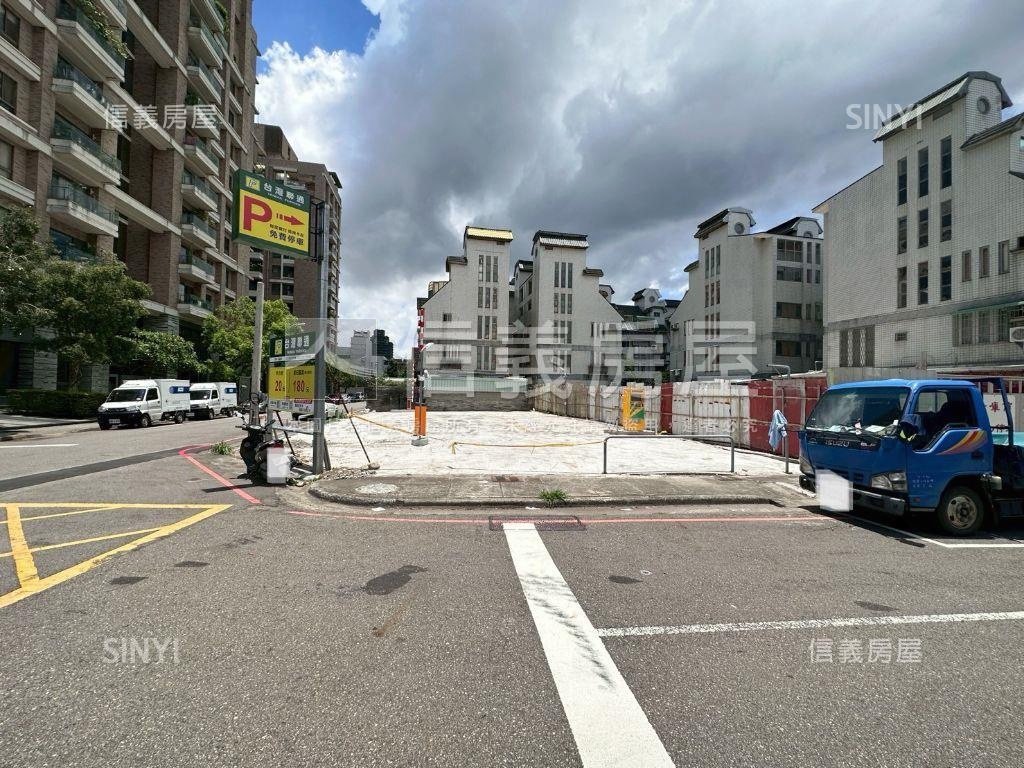 七期百坪方正角地房屋室內格局與周邊環境