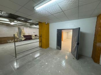 正義商圈稀有地下室