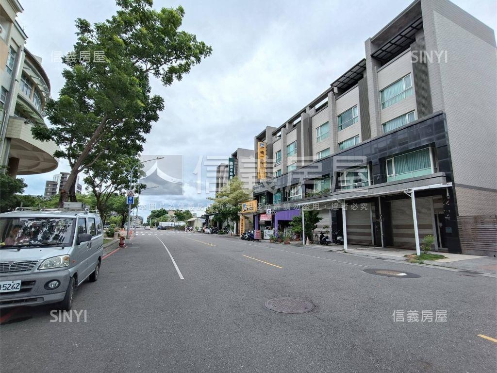 楠科高大特區黃金正路店透房屋室內格局與周邊環境