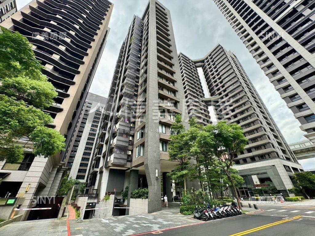 亞昕平方質感四房車位房屋室內格局與周邊環境