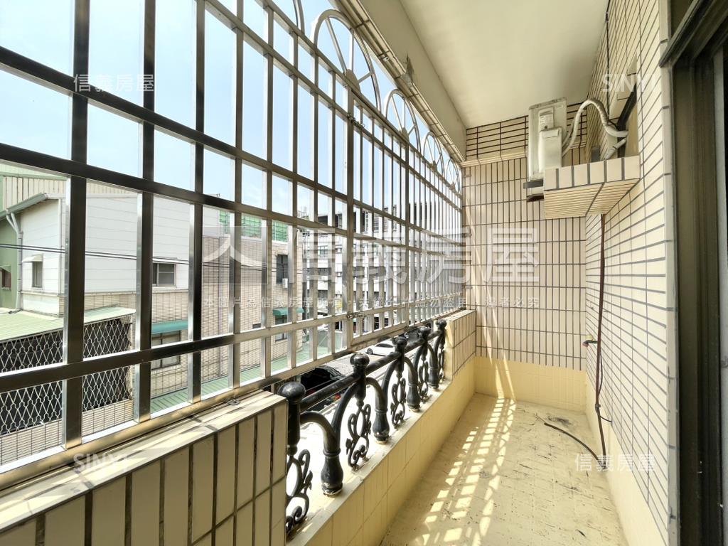 同安路約５５地坪角窗店霸房屋室內格局與周邊環境