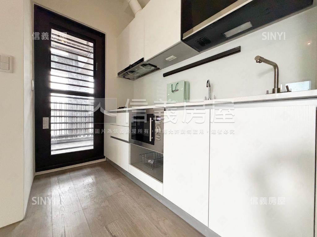 帥近大遠百小資三房平車讚房屋室內格局與周邊環境