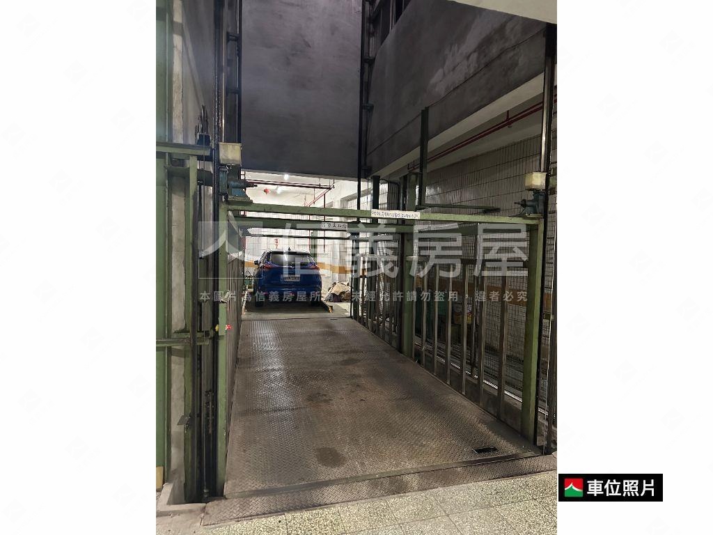 新店捷運站前大廈房屋室內格局與周邊環境