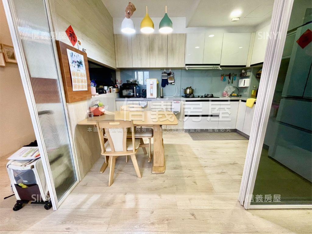 通豪高邑★美妝大兩房車位房屋室內格局與周邊環境