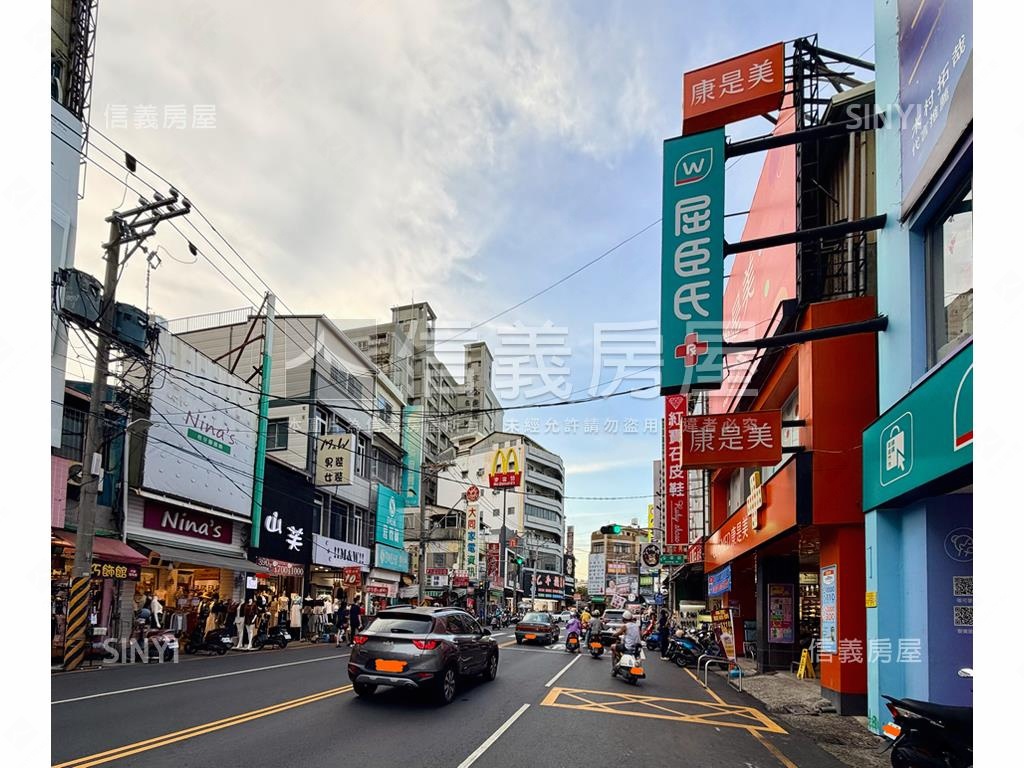 中山路四面採光大地坪透店房屋室內格局與周邊環境