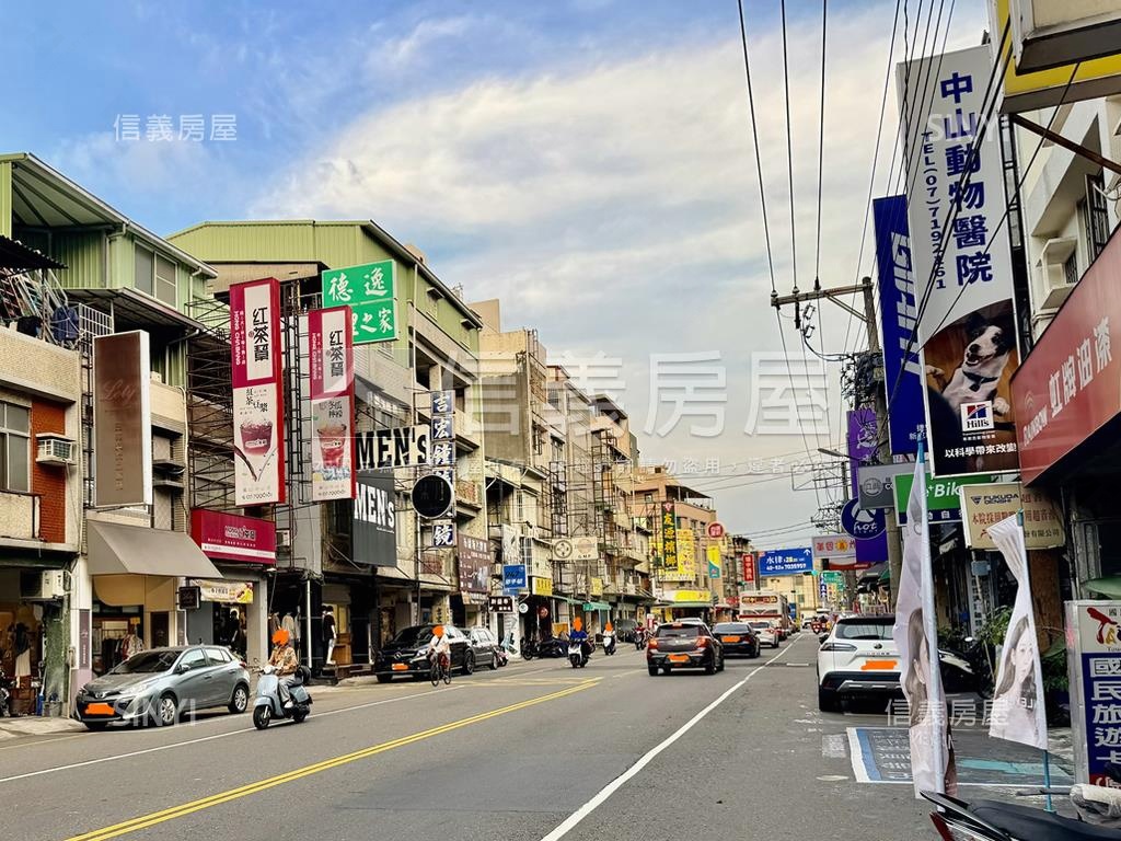 中山路四面採光大地坪透店房屋室內格局與周邊環境