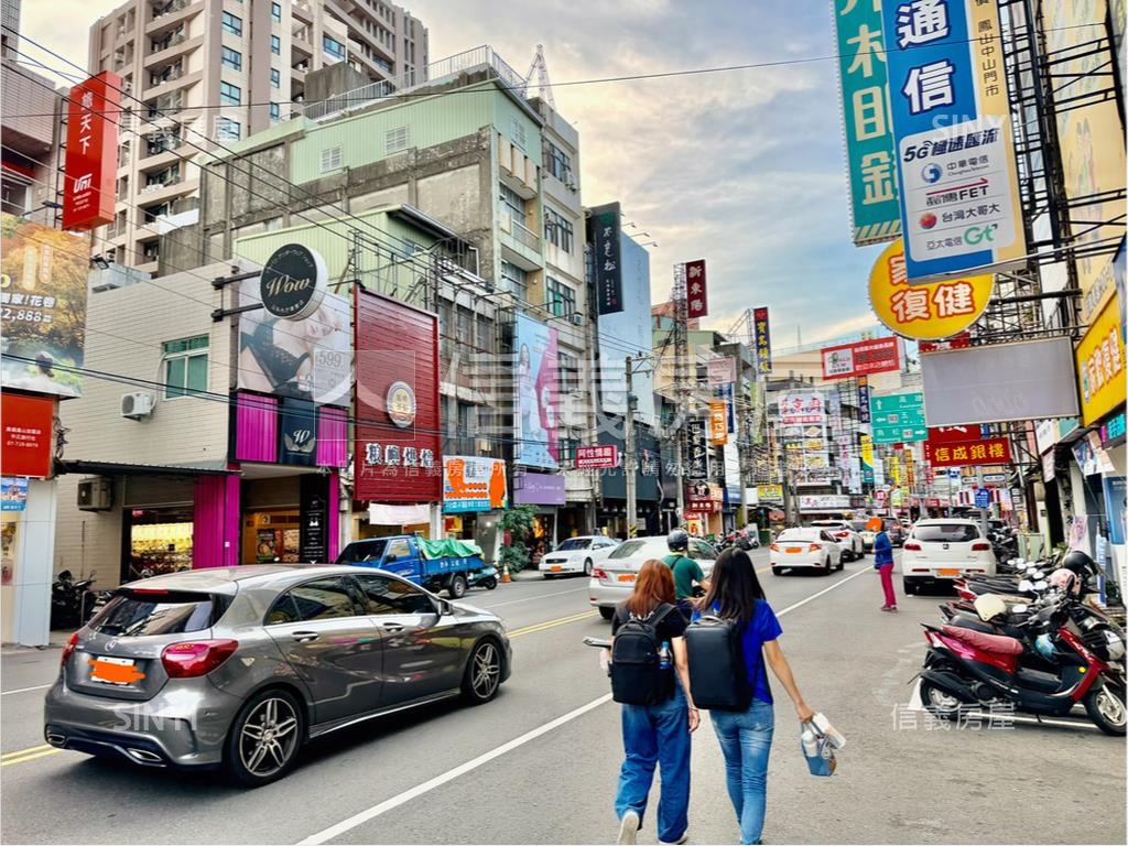 中山路四面採光大地坪透店房屋室內格局與周邊環境