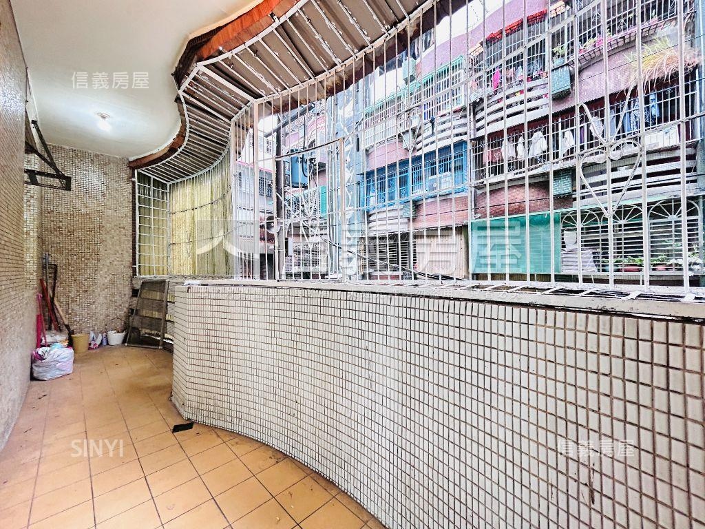 建國東路２樓公寓房屋室內格局與周邊環境