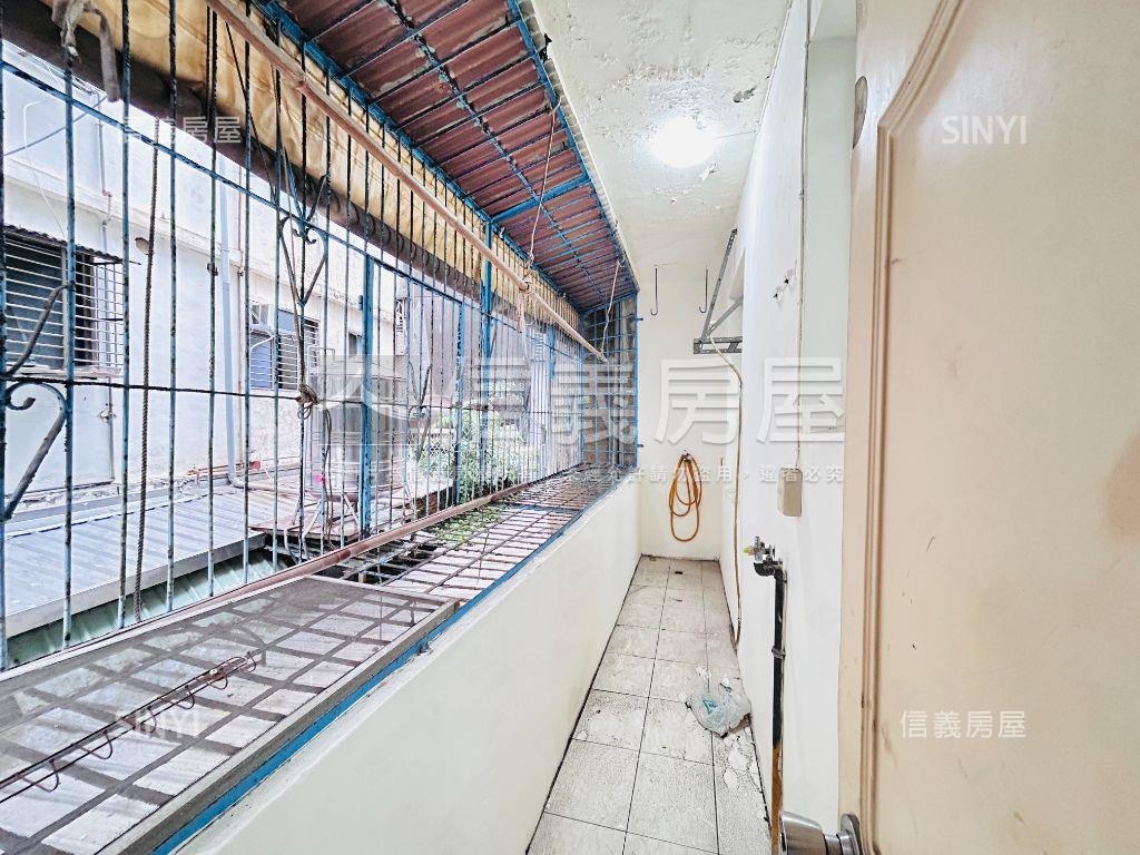 建國東路２樓公寓房屋室內格局與周邊環境
