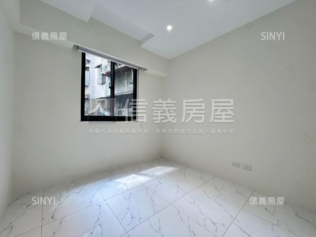 新埔邊間裝潢３樓房屋室內格局與周邊環境