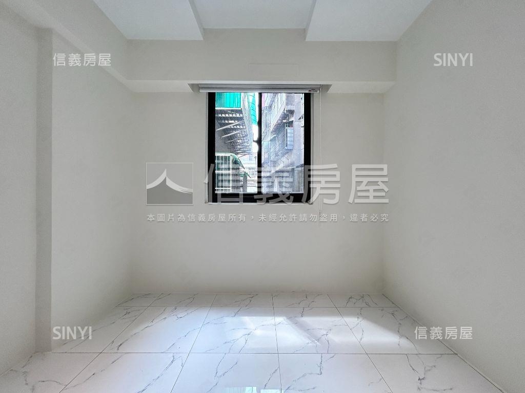 新埔邊間裝潢３樓房屋室內格局與周邊環境