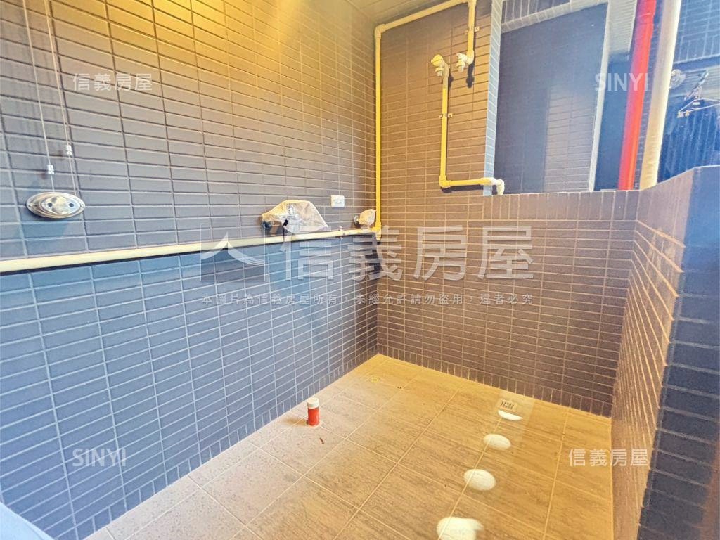 ★鑫建築高樓三房車位房屋室內格局與周邊環境