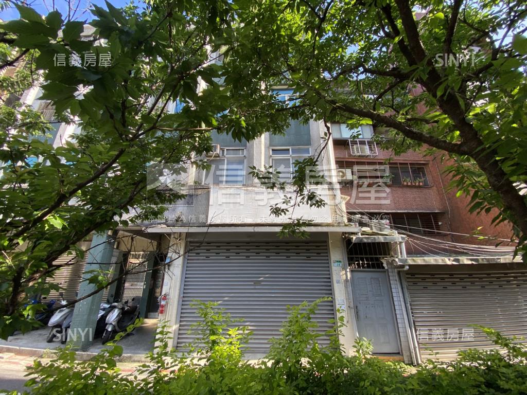 公園一樓◆坐南朝北房屋室內格局與周邊環境