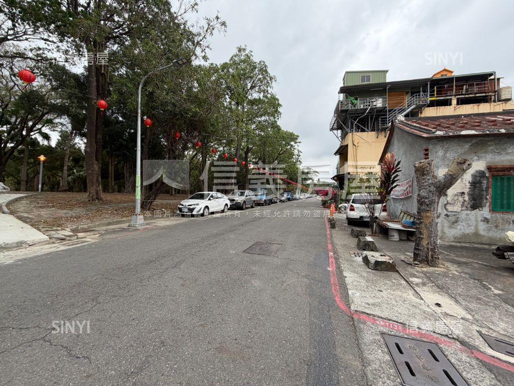 近三鐵低總價邊間土地房屋室內格局與周邊環境