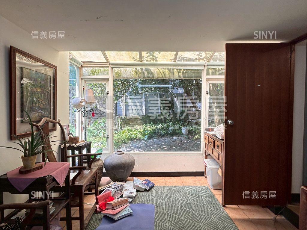 陽明山大亨路庭園別墅房屋室內格局與周邊環境