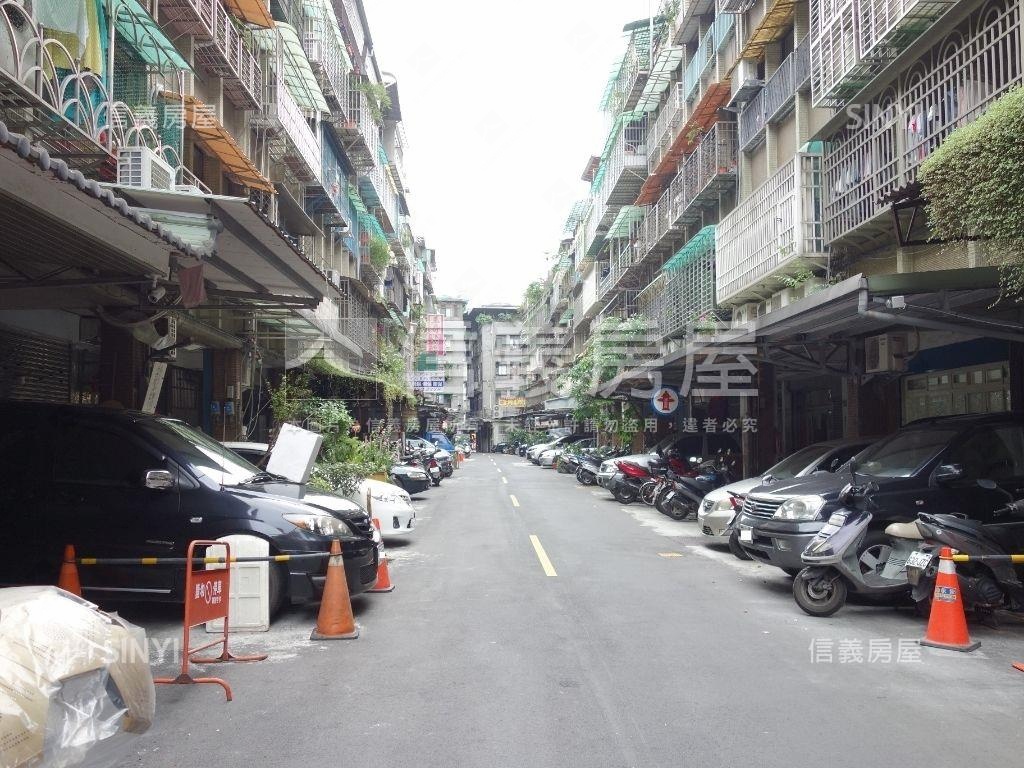 ༺專任༻台北橋站賺錢店面房屋室內格局與周邊環境