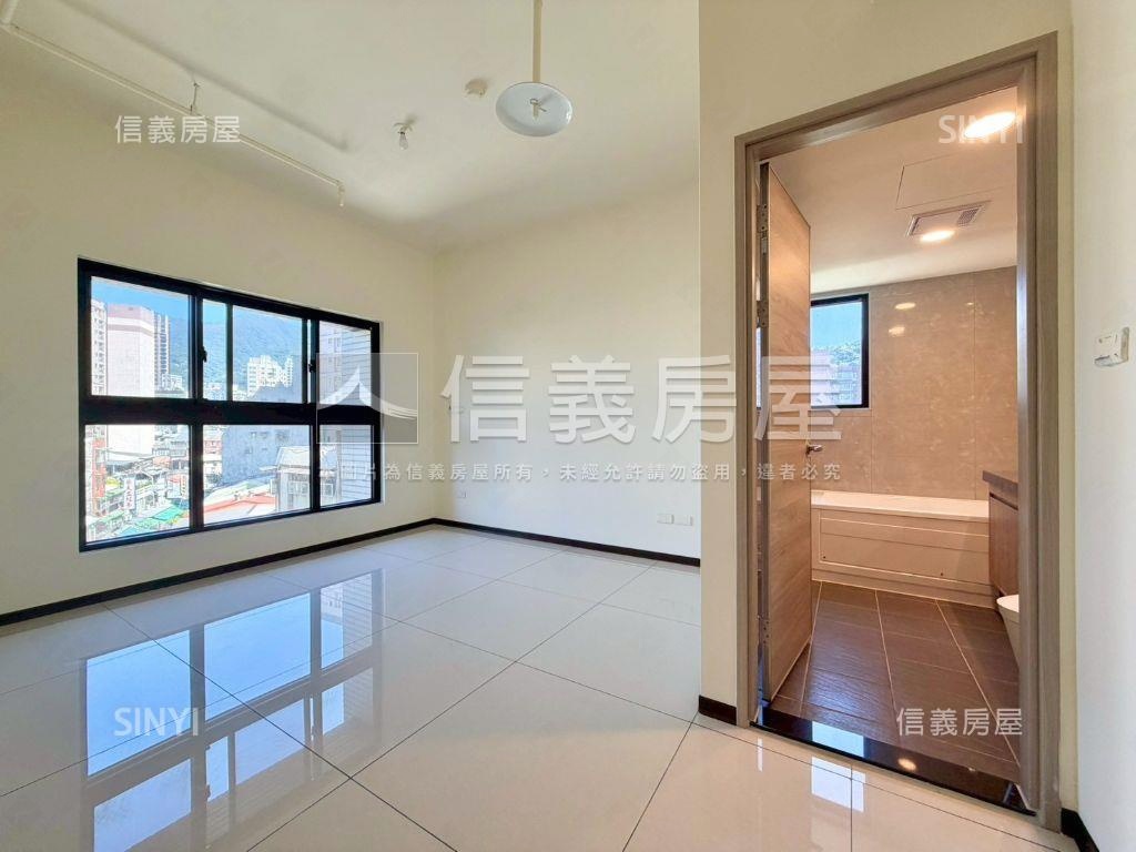 【富域】幸運樓層三房房屋室內格局與周邊環境