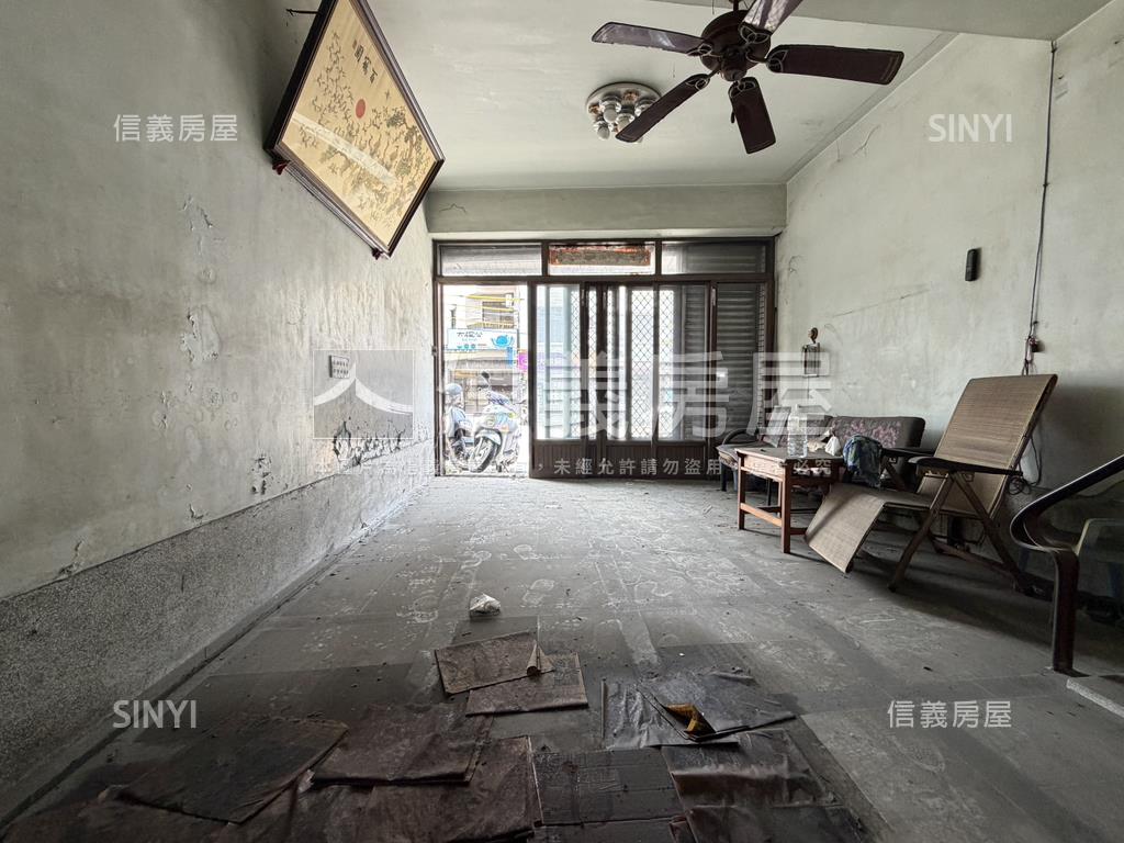 仁德中正路二段臨路地房屋室內格局與周邊環境