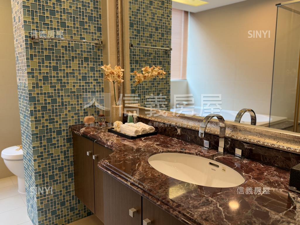 尊榮·走進春天城堡別墅房屋室內格局與周邊環境