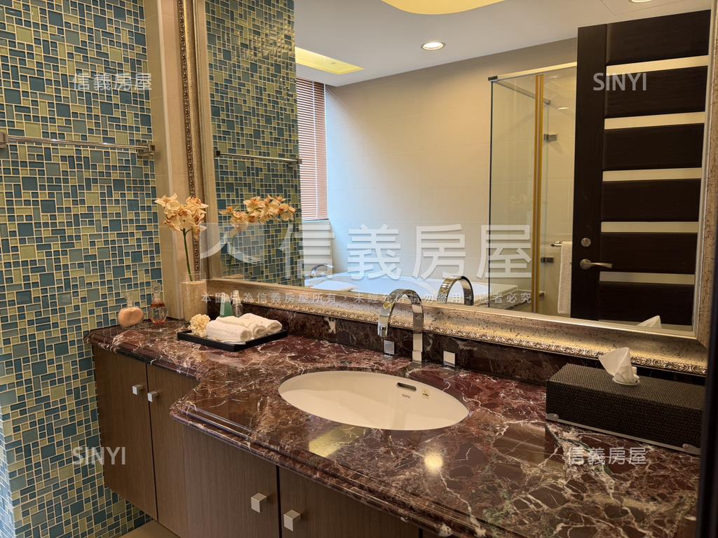 尊榮·走進春天城堡別墅房屋室內格局與周邊環境