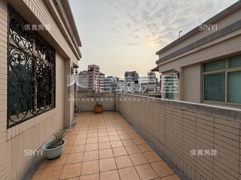 尊榮·走進春天城堡別墅房屋室內格局與周邊環境