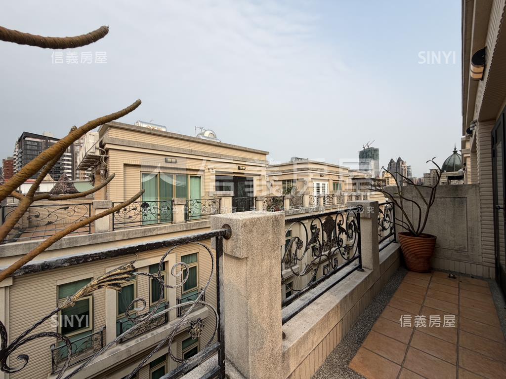 尊榮·走進春天城堡別墅房屋室內格局與周邊環境