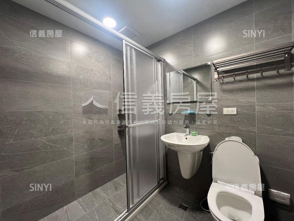 近園區三房車位房屋室內格局與周邊環境