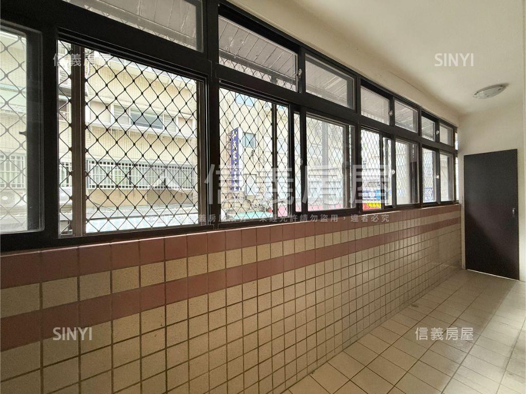 仁愛靜巷邊間三面採光房屋室內格局與周邊環境