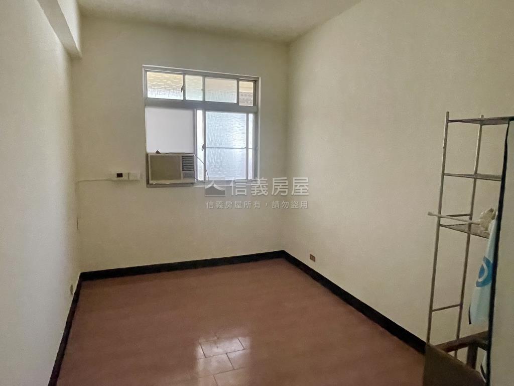 國泰裕農新城三樓寓房屋室內格局與周邊環境