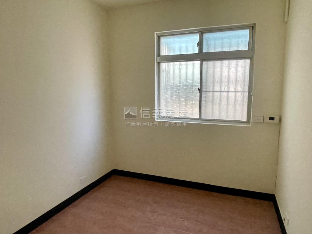 國泰裕農新城三樓寓房屋室內格局與周邊環境