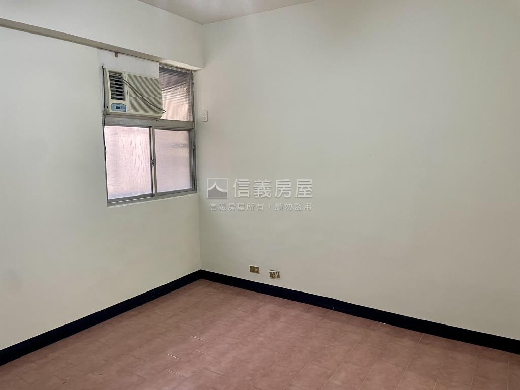國泰裕農新城三樓寓房屋室內格局與周邊環境