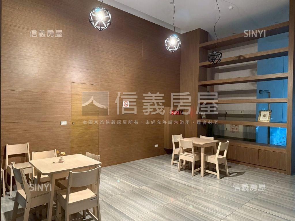 近東海十年屋２房平車房屋室內格局與周邊環境