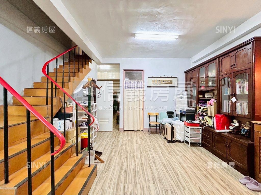 低總價大地坪三面採光透天房屋室內格局與周邊環境